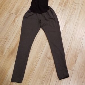 Maternity leggings